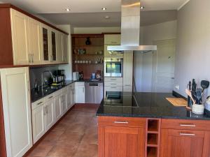 Villa am Weinberg mit Garten großzügig und exklusiv