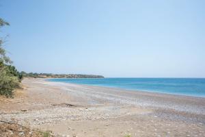 Villa Mare Mio, beachfront, newly rennovated