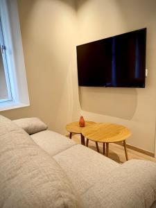 Bright & Cozy Studio - Central Location