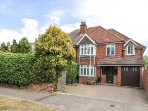 King Henry House - 4hvězdičkové hotely ve městě Lymington