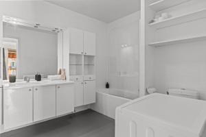 Appartements Appartement avec 2 balcons plein coeur de Cannes : photos des chambres