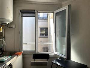 Independent Room Paris 6