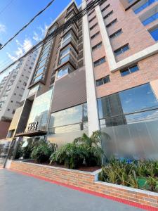 2qts Novinho na 2ª quadra do mar VERDI CASAS 1106