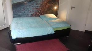 Simple Mini- Apartment City Park