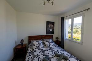 Appartements T2 40m2 Ollioules, la nature, a 10 mins des plages : photos des chambres