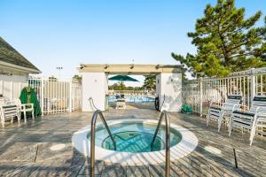 Mallard Lakes --- 38296 Hummingbird Ln unit 255