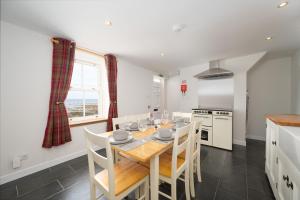 Soundwaves, Seatown, Gardenstown