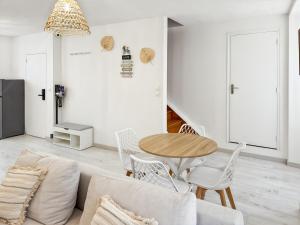 Appartements Appartement renove, lumineux au centre de Vic : photos des chambres