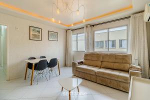 Apto completo c Loc. privilegiada Floripa CSU0402