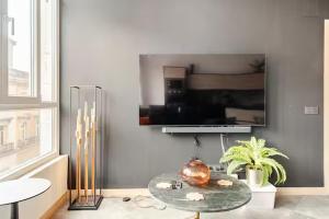 Apart diseño centro San Bernardo esquina Gran Via