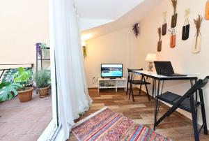 Private Terrace AC Bright Flat Galata