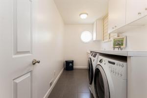 The ND Grand 4BR Home close to Campus