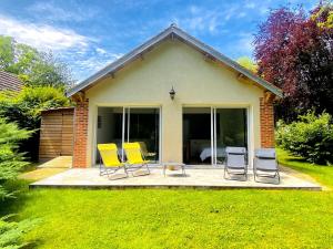 Nature luxuriante, jeux en famille, workation et Sauna pour 1 à 4 personnes