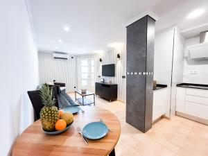 Modern appartment with sea views in Sabinillas