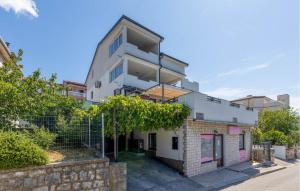 1 Bedroom Stunning Home In Crikvenica