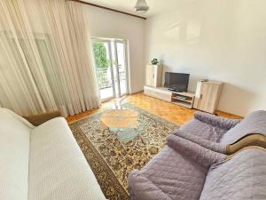 Apartment in Novi Vinodolski 15306