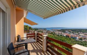 1 Bedroom Gorgeous Apartment In Palit