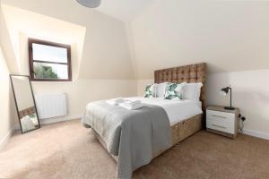 2 BDR Apt At Caledonia Luxe Stays Short Lets & Serviced Accommodation Inverness