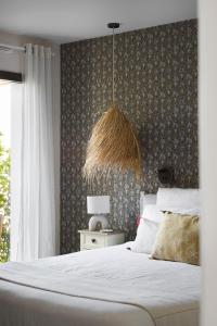 Villas Magnifique villa contemporaine, piscine interieure chauffee 29 degres, classee 5 etoiles : photos des chambres