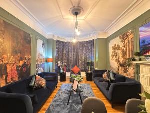 Family Four Bedroom Villa Near Oxford Street