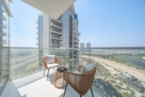 Free housekeeping visits during your stay - StayShort - Damac Hills cozy studio for 2 people