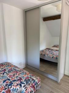 Maisons de vacances Le Mondementais - Gite en Champagne avec piscine : photos des chambres