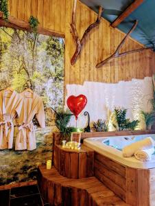 Les Spas de la mer, Appart&Spa Canopée, 100m de la plage, Love Room