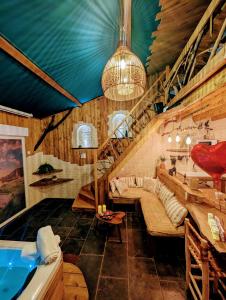 Appartements Les Spas de la mer, Appart&Spa Canopee, 100m de la plage, Love Room : photos des chambres