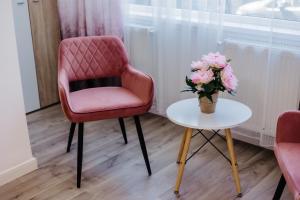 Downtown Escape - Refined & Bright, City Heart