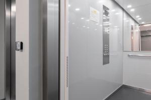 Blue Moon Apartment with Free Parking