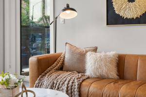 Bright 2Bed 2Bath in Brand New Pilsen Development