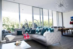 Ocean View Pool in Exclusive Playacar, En-Suite Rooms