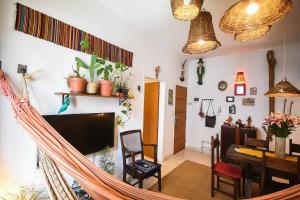 Apt 2 bedrooms, garden & art