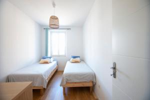 Providencia 4 - Shipyard and Yacht crews