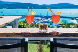 Nautical Views - Airlie Beach