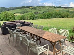 Gîte rénové campagne chic, 6 chambres pour 13 pers., jardin, terrasse, Haute-Loire - FR-1-582-527