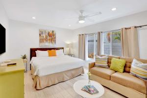 320-1 Las Olas Boulevard