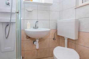 Apartments by the sea Razanj, Rogoznica - 24569