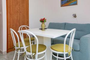 Apartments by the sea Razanj, Rogoznica - 24569