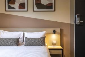 Nightcap at Manhattan Hotel