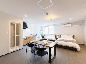 Morimoto Coop by b hotel - Studio Nestled Near Hiroshima Hotspots