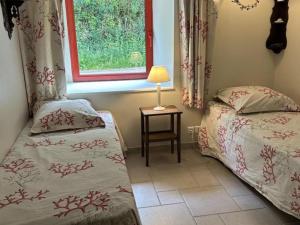Maisons de vacances Gite de charme avec salle de jeux et home-cinema pres des etangs de Troncais - FR-1-489-499 : photos des chambres