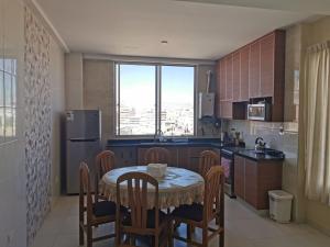 Departamento amplio y céntrico