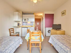 Appartements Studio lumineux avec balcon et Wi-Fi a Barbotan - FR-1-841-44 : photos des chambres