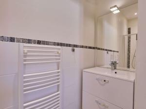Appartements Appartement 2 pers avec Parking et Wifi a Barbotan - FR-1-841-13 : photos des chambres