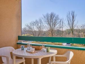 Appartements T1bis lumineux avec balcon sud et Wifi - FR-1-841-41 : photos des chambres