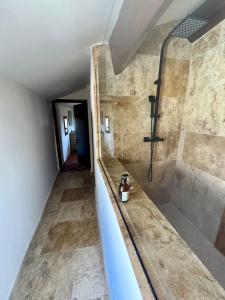 Appartements Charming house in the village center of Venasque : photos des chambres