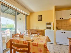 Appartements T2 Confort Proche Thermes avec Wifi Gratuit - FR-1-841-56 : Appartement