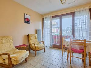 Appartement T1 lumineux avec terrasse, pour 2 personnes - Wifi gratuit - FR-1-841-70