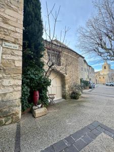 Appartements Charming house in the village center of Venasque : photos des chambres